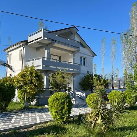 Villa *